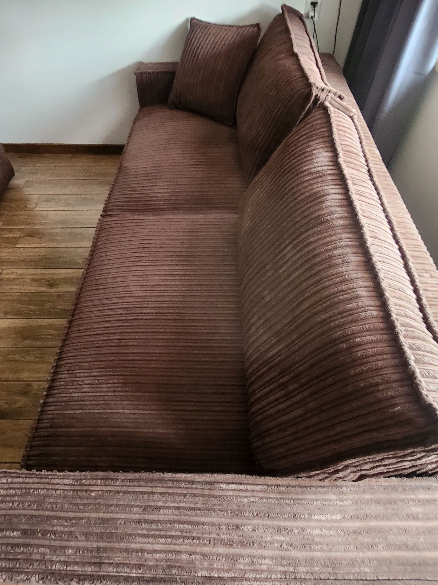 Sofa rozkładana z fotelem