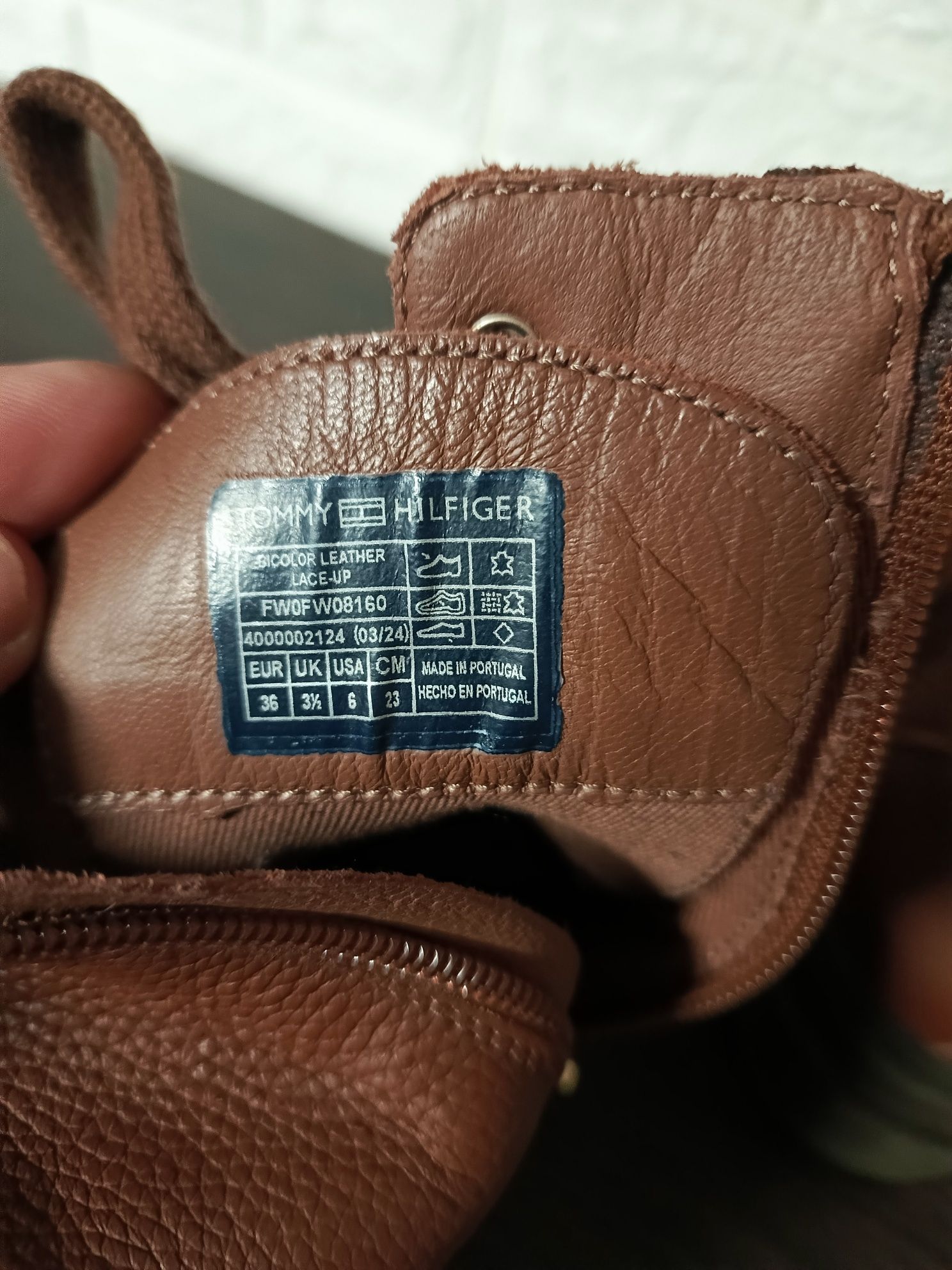 Ботинки Tommy Hilfiger 36р