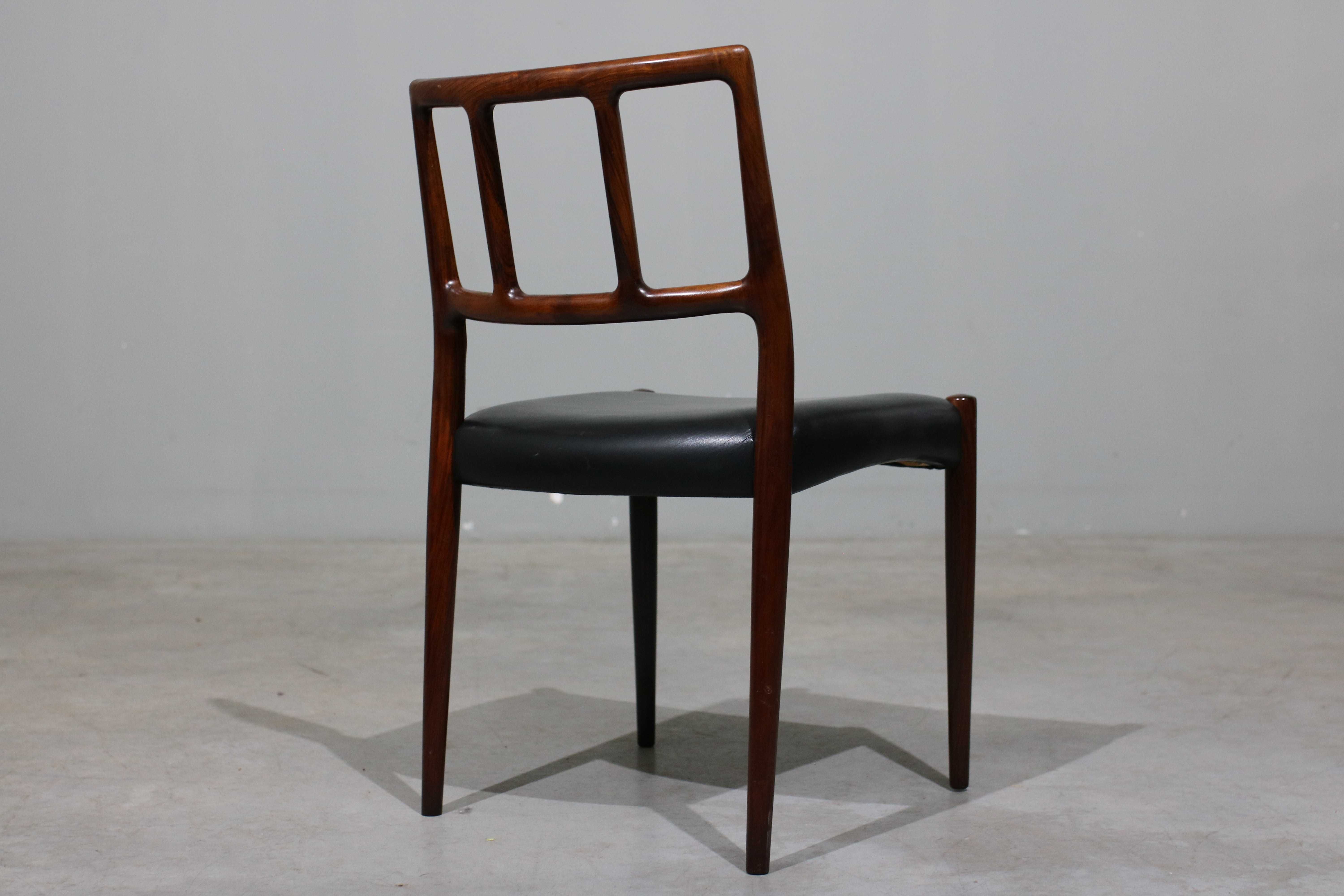 Cadeiras Johannes Andersen mod. Louise em pau santo| Uldum Mobelfabrik