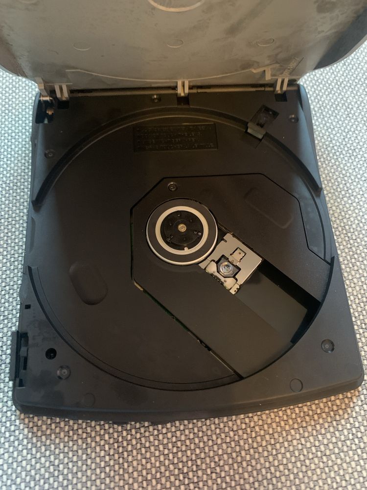 CD-ROM USB portátil TEAC CD-210PU