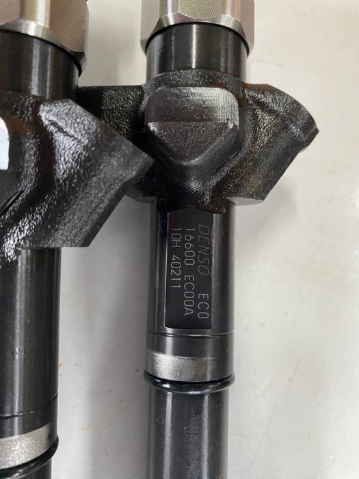форсунку denso 16600 EC00A