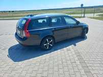 Sprzedam lub zamienią na dostawcze volvo v50 1.6 115 km.