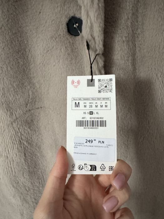 Futerko Zara rozmiar M nowe z metką