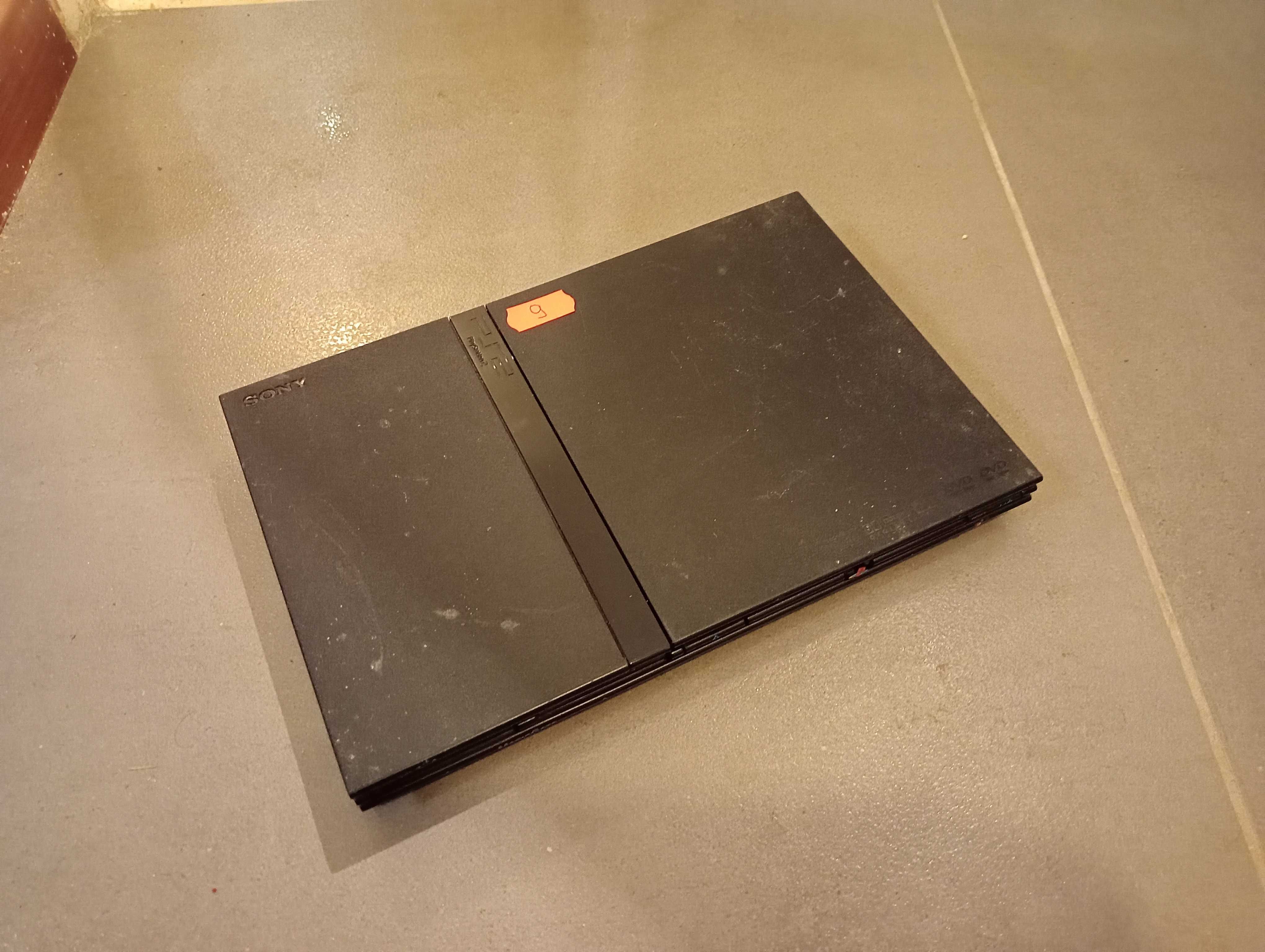 Konsola PlayStation 2 Slim (9)