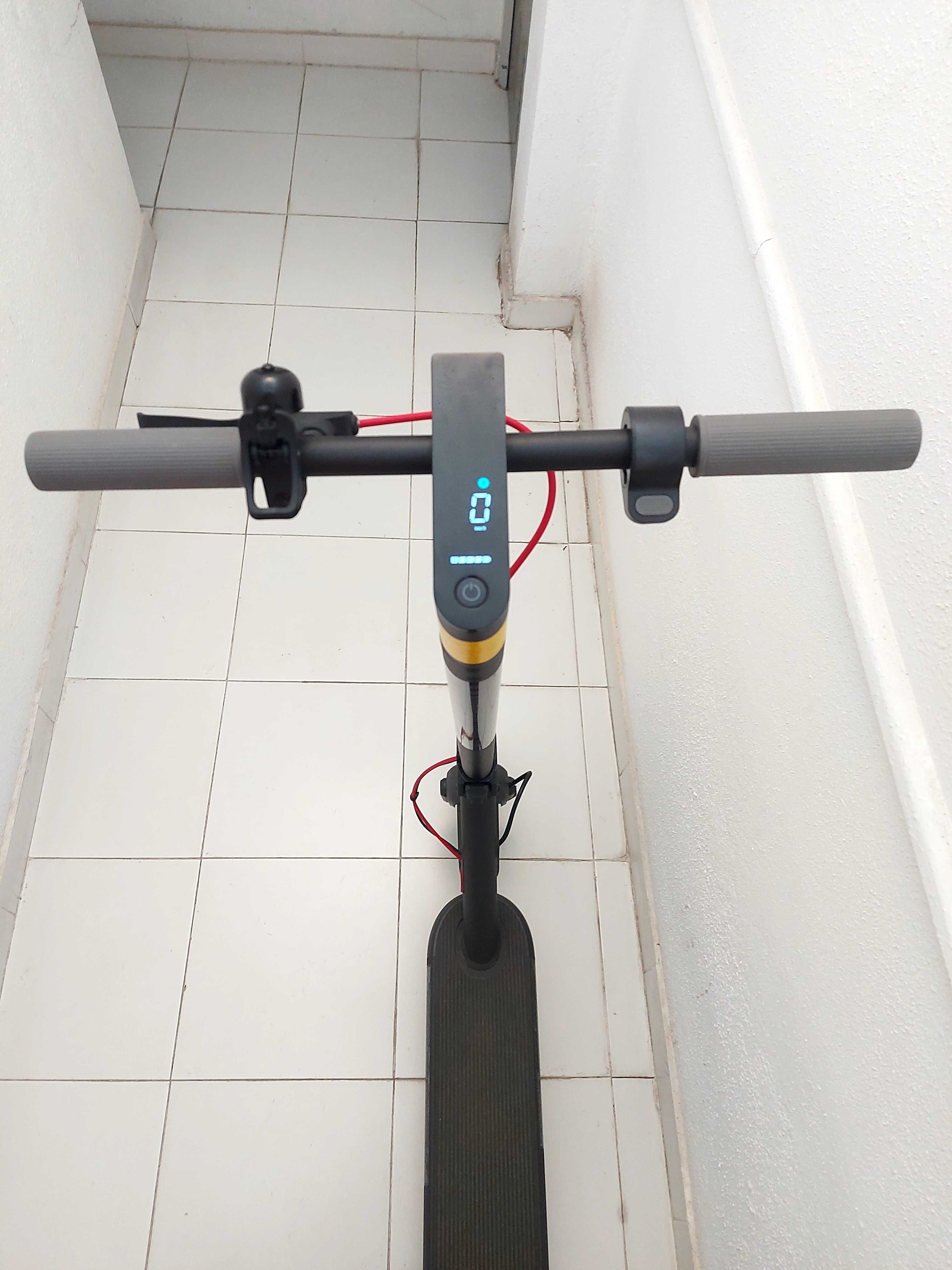 Trotinete Xiaomi 4 Pro  (como nova)
