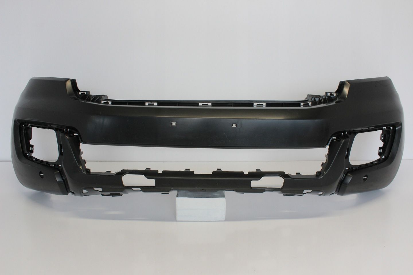 Zderzak przód Ford Ranger Wildtrak EB3B 17757 A
