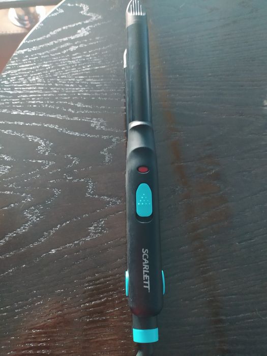 Випрамлювач для волосся