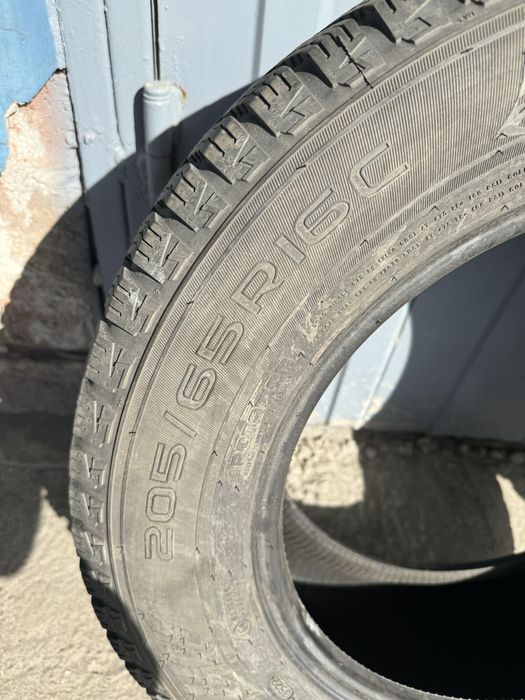 205/65/16 цешка 2022 рік Nokian hakkapelita виробник Фінляндія