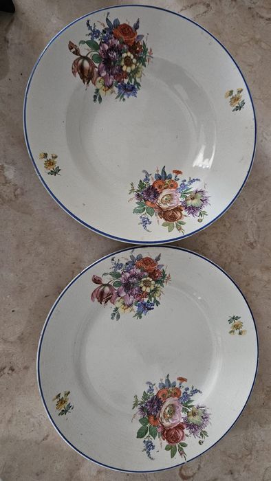 Pratos de Loiça de Sacavém /Gilman & Cia.