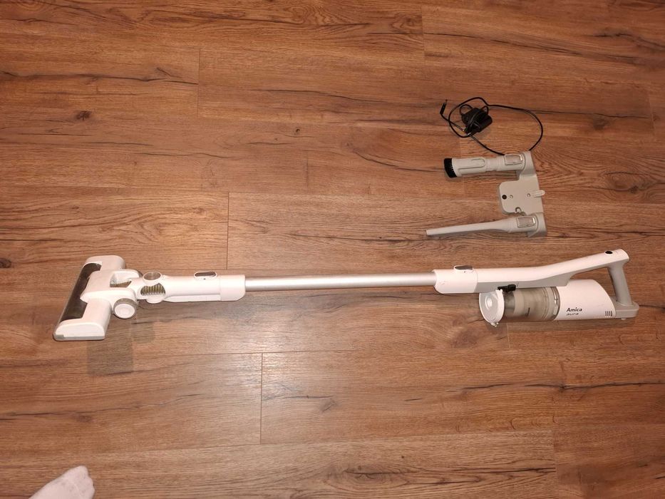 Odkurzacz pionowy bezprzewodowy AMICA