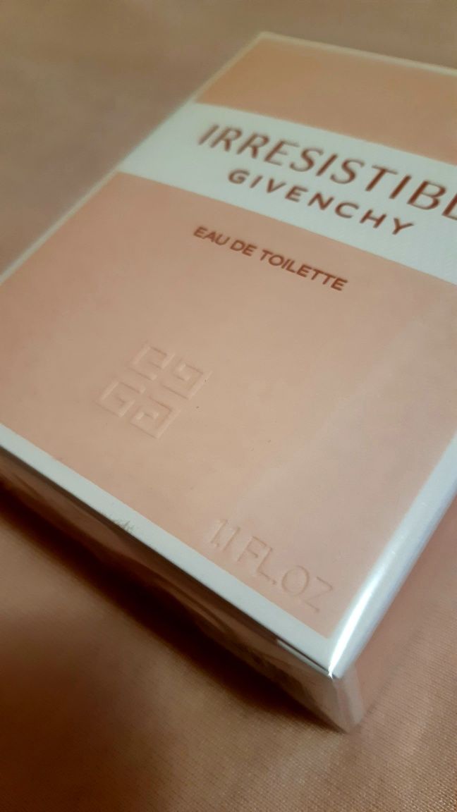 Givenchy Irresistible Givenchy колекція весняних див