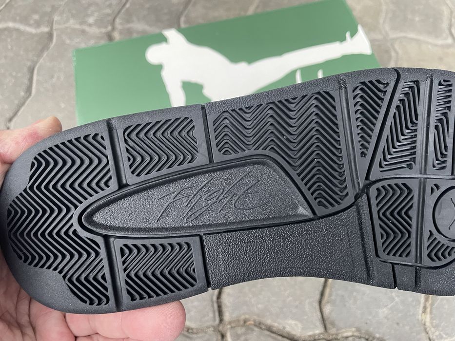 Jordan Flight Court HF3255-010 42-47 у наявності. Оригінал.