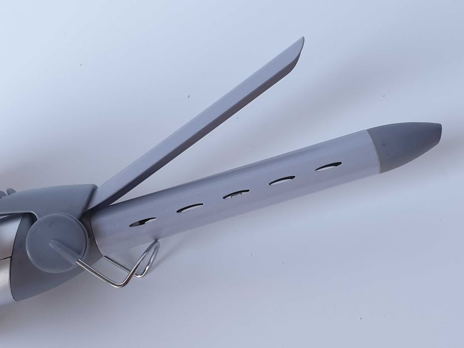 плойка JOHN FRIEDA 1 1/2" Curling Iron JFC10