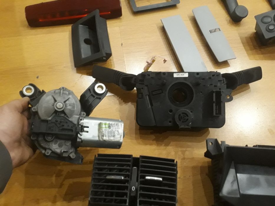 Запчасти Опель Зафира,Астра H,уплотнители на двери