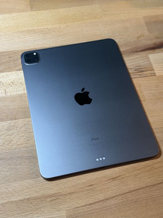 iPad Pro 11cali druga generacja A2228 czarny 128GB ładny stan wizualny