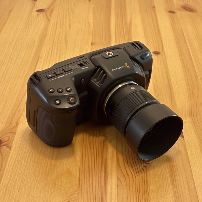 BlackMagic Pocket Cinema Camera 4K + Lumix 25mm f1.8