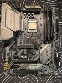 i7-9700K / MSI Z390 TOMAHAWK / 16GB DDR4 3200mhz