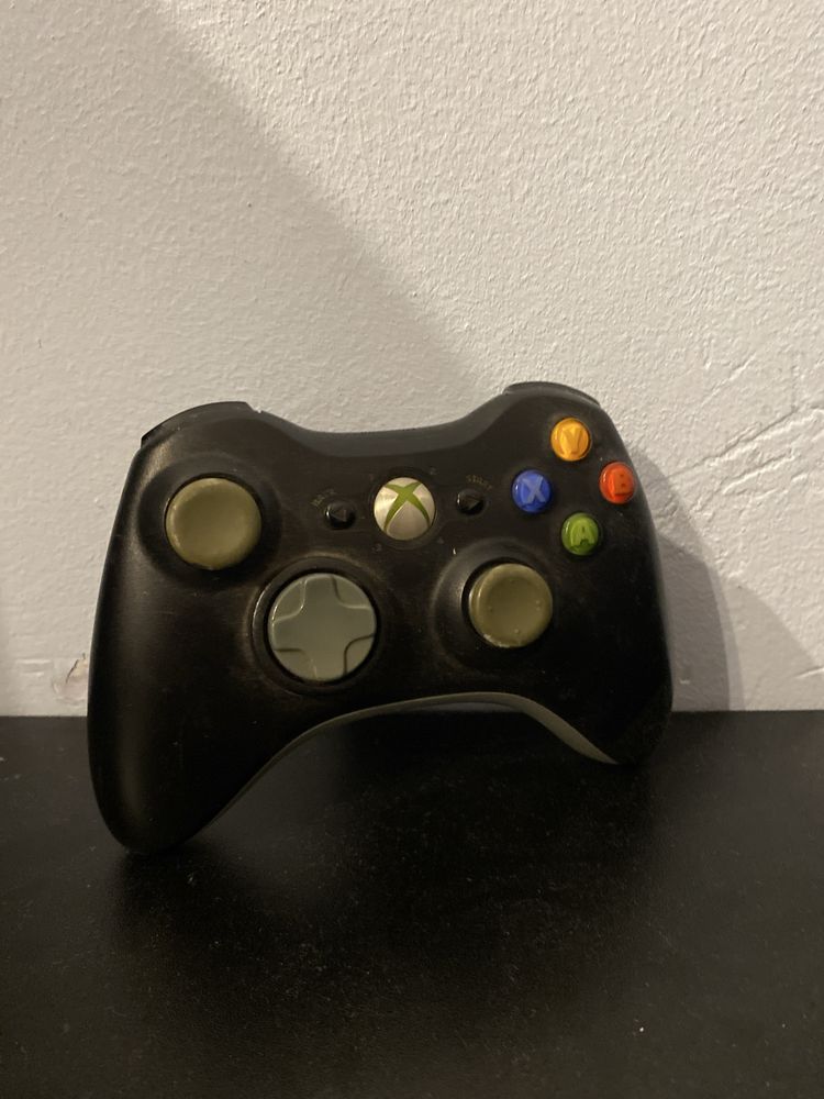 Pad Xbox 360 LB Ciężko Wchodzi