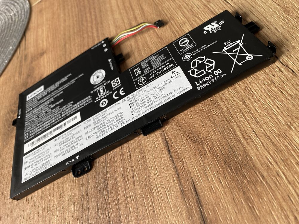 B0443 Oryginalna bateria Lenovo L18M3PF7