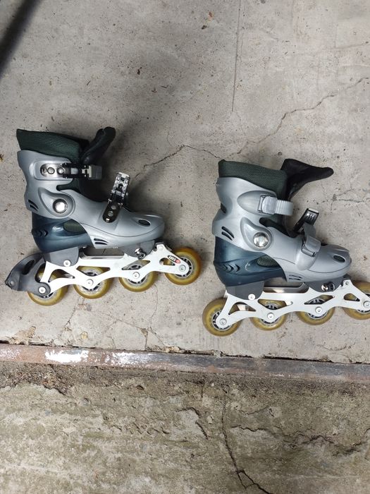 Ролики комплект в гарному стані