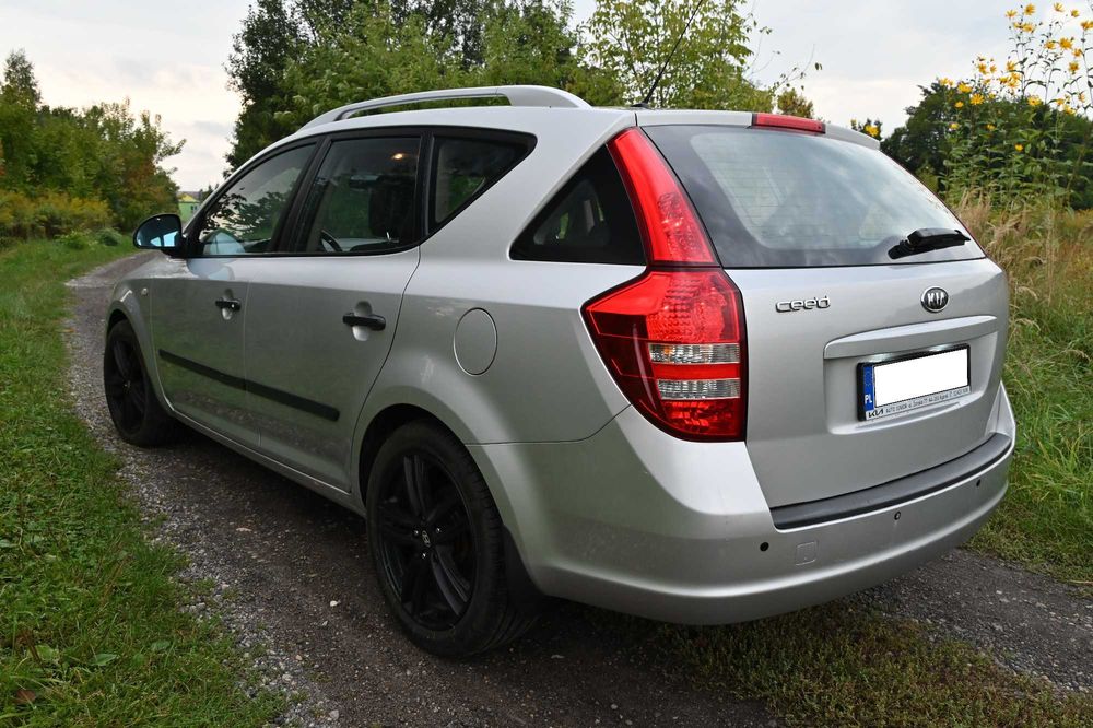 Kia Ceed kombi 1,6 z LPG Salon Polska