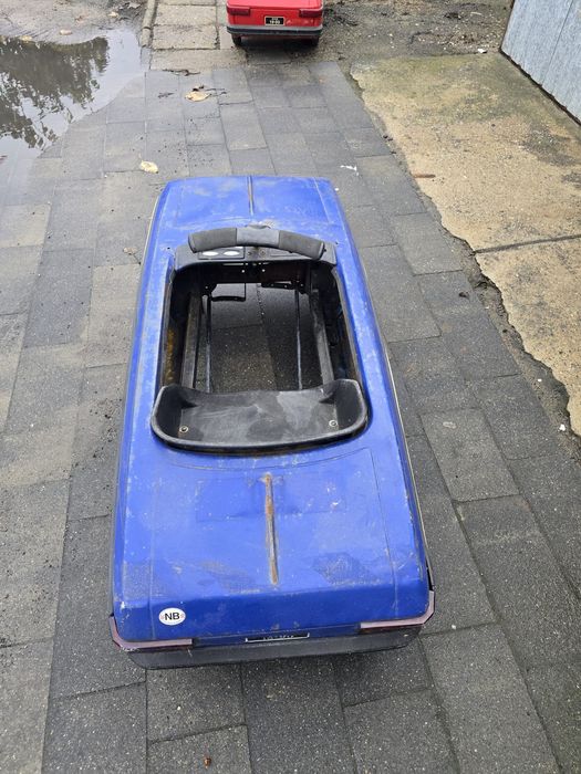 Azak moskvich autko PRL-u