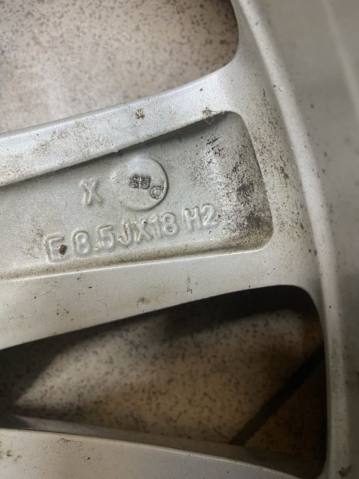 Диски R-18 5-120 BMW X5 255/55/18
