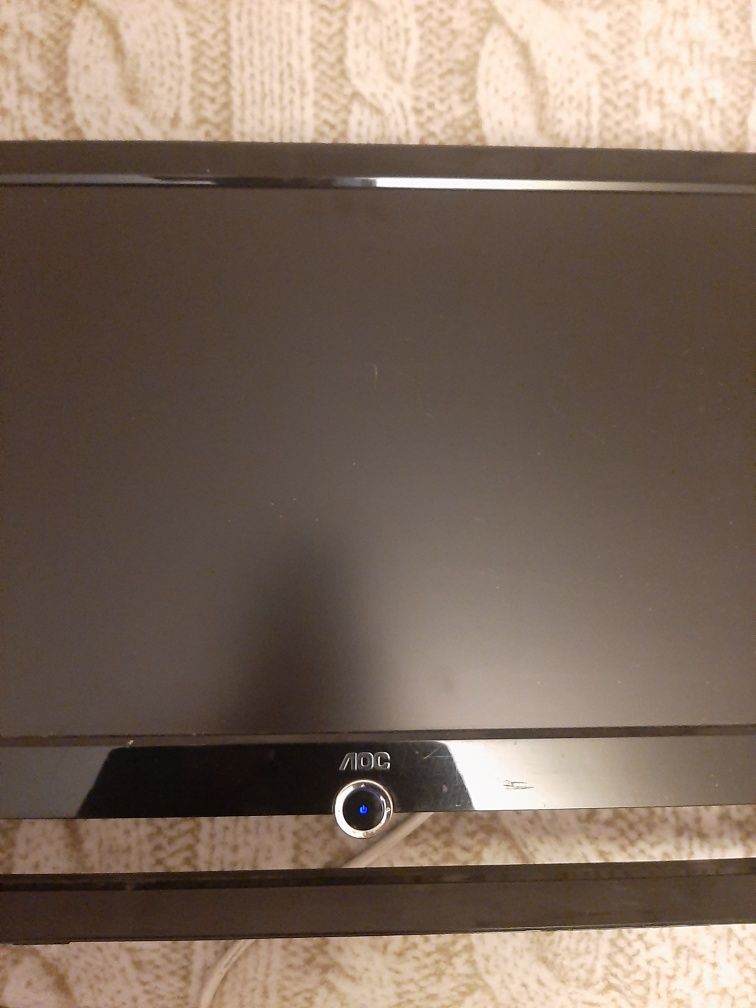 Продам  LCD монитор 22"