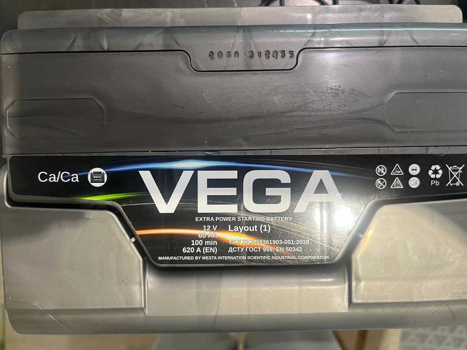 Автомобильный аккумулятор VEGA Premium 6CT-60 60AH/620A