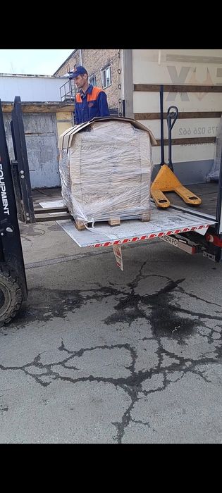 Вантажні перевезення по Україні гідроборт рокла