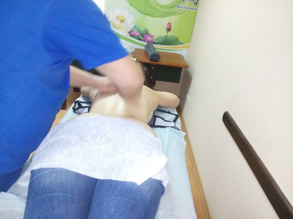 Масаж спини(класичний)