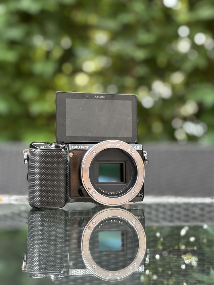 Sony nex-5r z obiektywem
