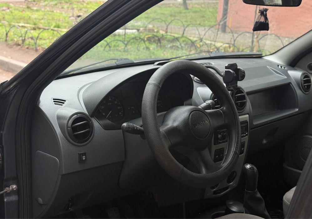 Продажа Dacia  Logan MCV 2008 г. 7 мест , 1.6 mpi .