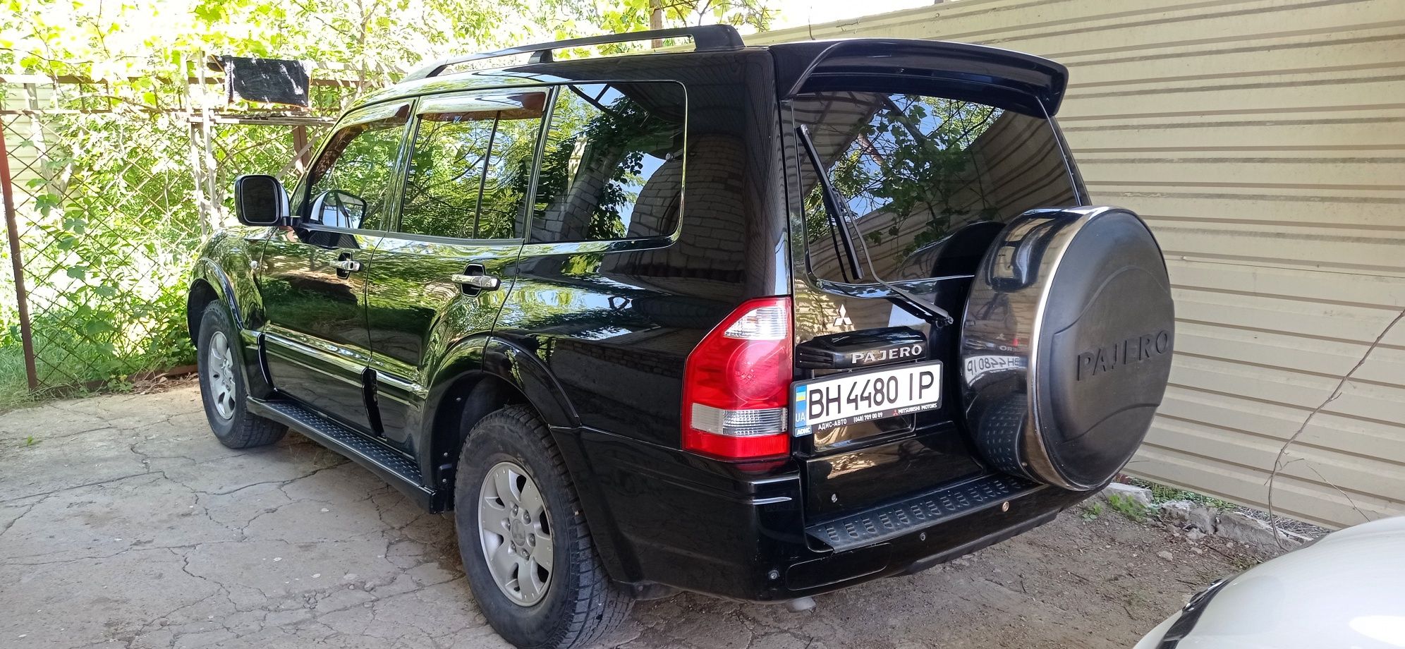 Mitsubishi Pajero wagon 3
