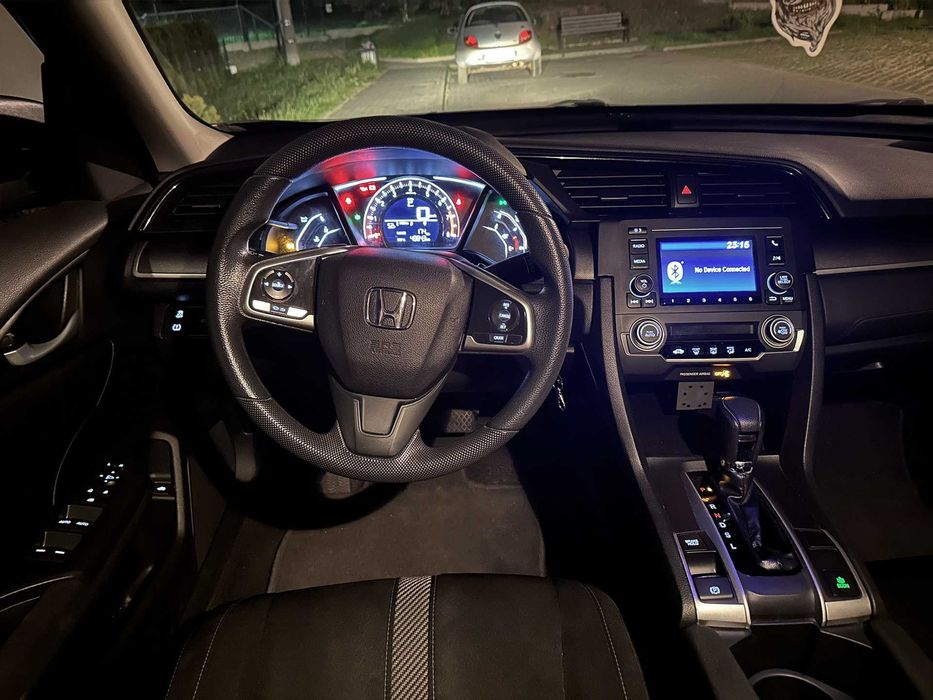 Honda Civic X sedan 2017 2.0L I4 DOHC 16V i-VTEC
