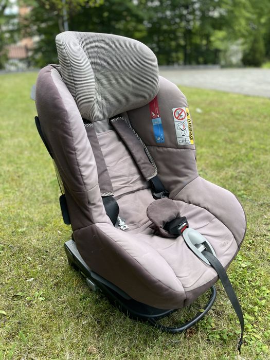 Дитяче автокрісло MiloFix