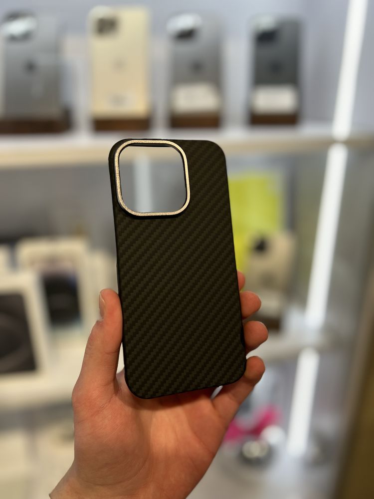 Чохли Wave Premium Carbon Slim with MagSafe for iPhone 15/15Pro/ProMax