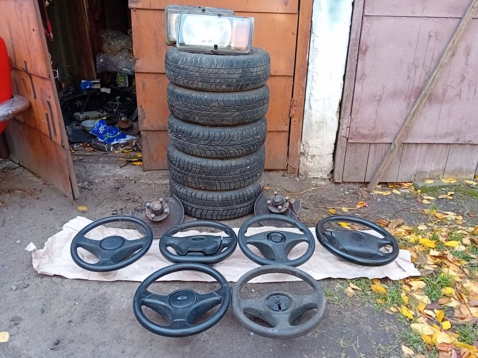 Продам  руль ваз класіка чищу гараж спродую всі запчастини
