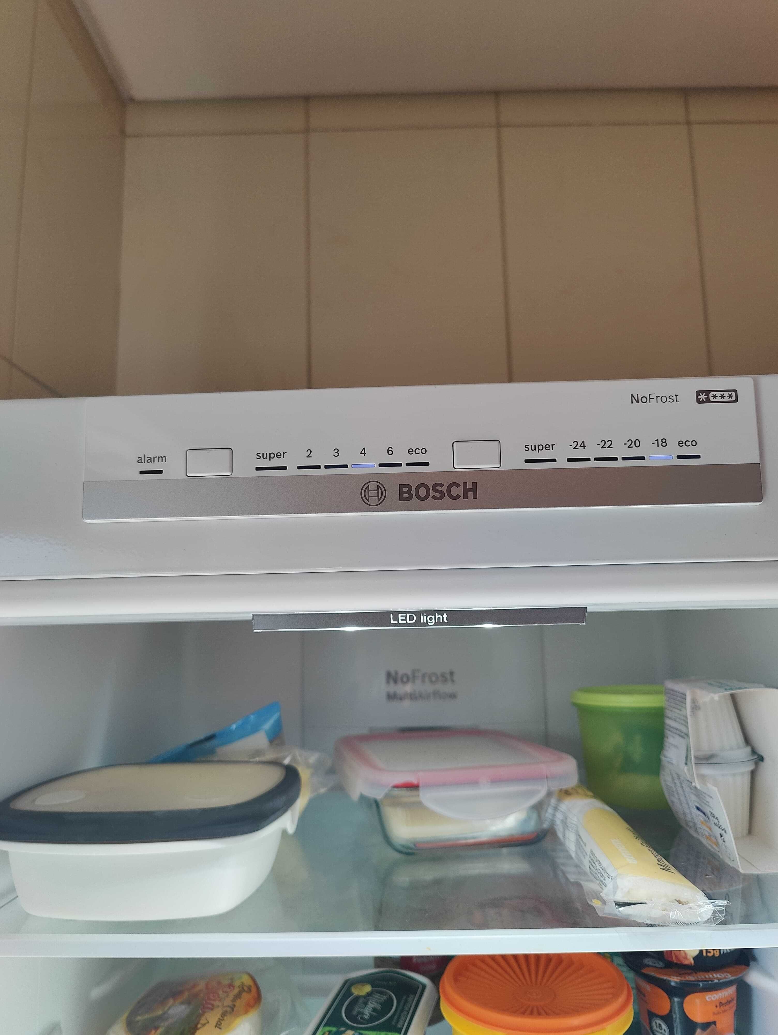 Vendo Combinado Bosch A++ / Como NOVO