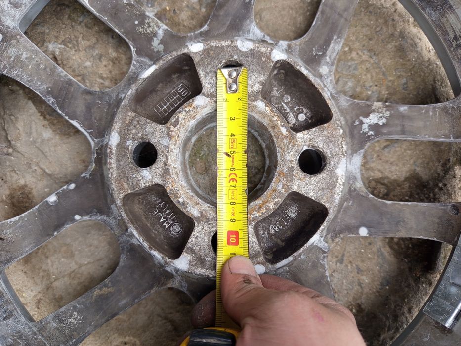 Титани р14 неварені не катані тільки пофарбовані, підходять на део,ваз