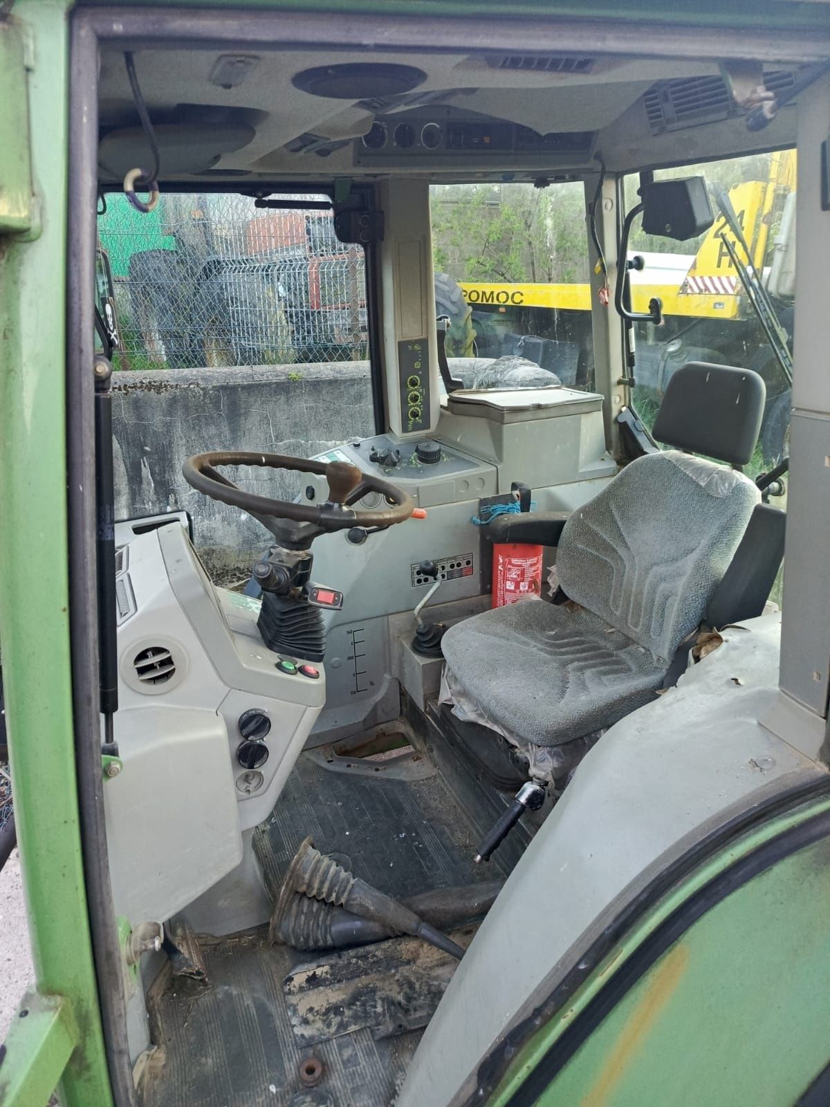 Kabina Kompletna Fendt Favorit 312 /311 /512 /514 itp