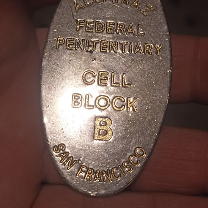 Medalha Oval Alcatraz Federal Penitentiary