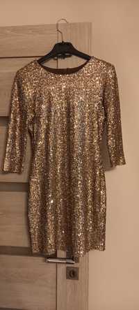 Piękna złota sukienka