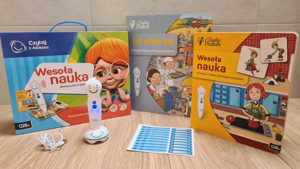 Czytaj z Albikiem Wesoła Nauka. Pióro z książką + druga książka