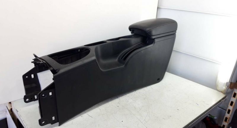 Apoio De Braço Nissan Qashqai / Qashqai +2 I (J10, Nj10, Jj10e)