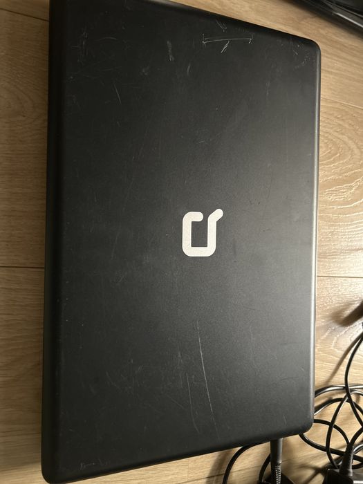 Compaq presario CQ56