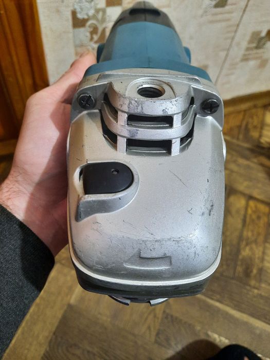 Плавний пуск,оригінал!!Болгарка Makita GA 7010 C,2000вт,круг 180мм