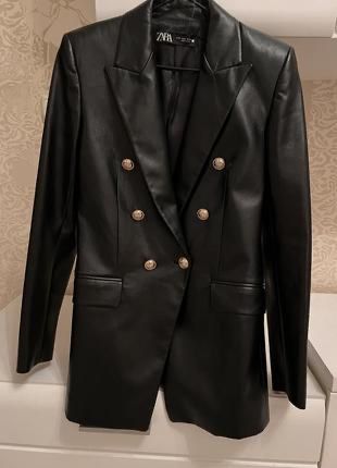 Піджак з еко шкіри Zara