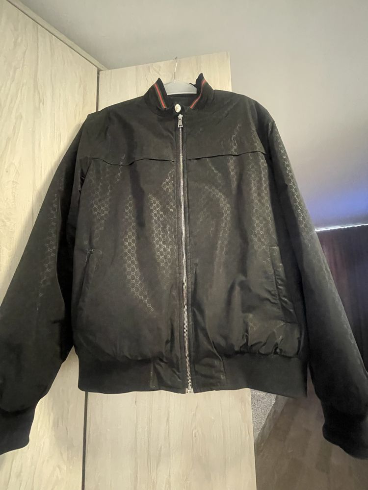 Куртка Gucci  коротка
