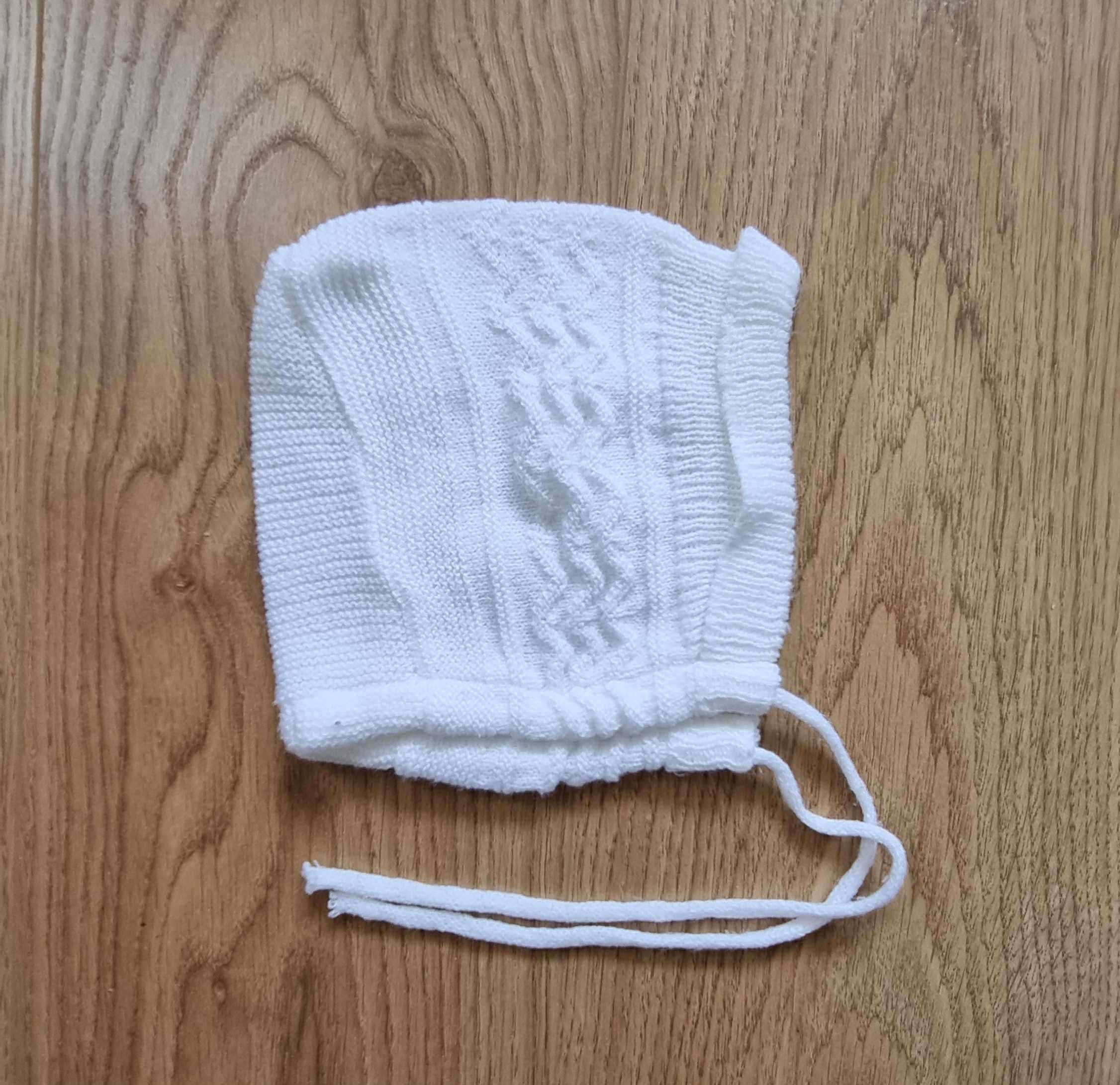 Zestaw dla dziecka sweterek pajac czapeczka biały 62